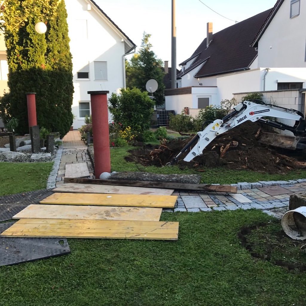 Wörner Baggerarbeiten Ihr zuverlässiger und termingerechter Partner für Erdbau-, Abbruch- und Gartenbauarbeiten sowie Lohnarbeiten für Privat- und Gewerbekunden in Leinfelden-Echterdingen und Umgebung.